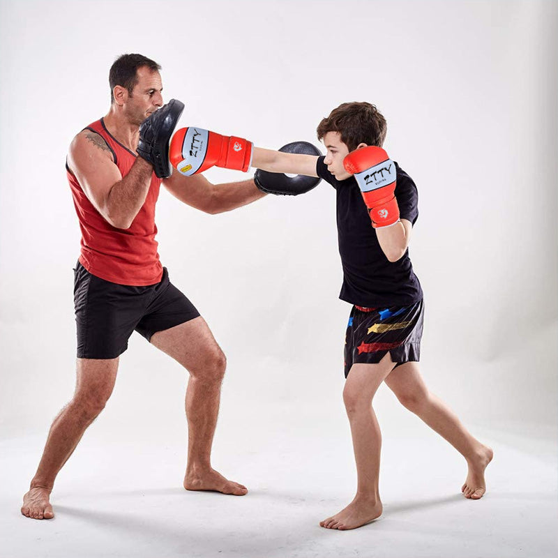 Kids Boxing Gloves  Boy Fighting